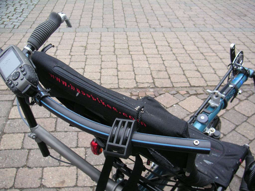 Instrumentenhalterung am Stokersitz