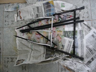 Der Haseständer (und unsere Tiefstträger Konstruktion) fand separat, seitlich neben dem Pino platz.