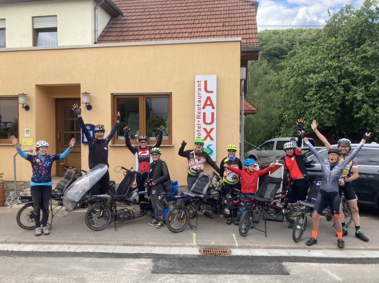 5 der insg. 6 Pino-Teams