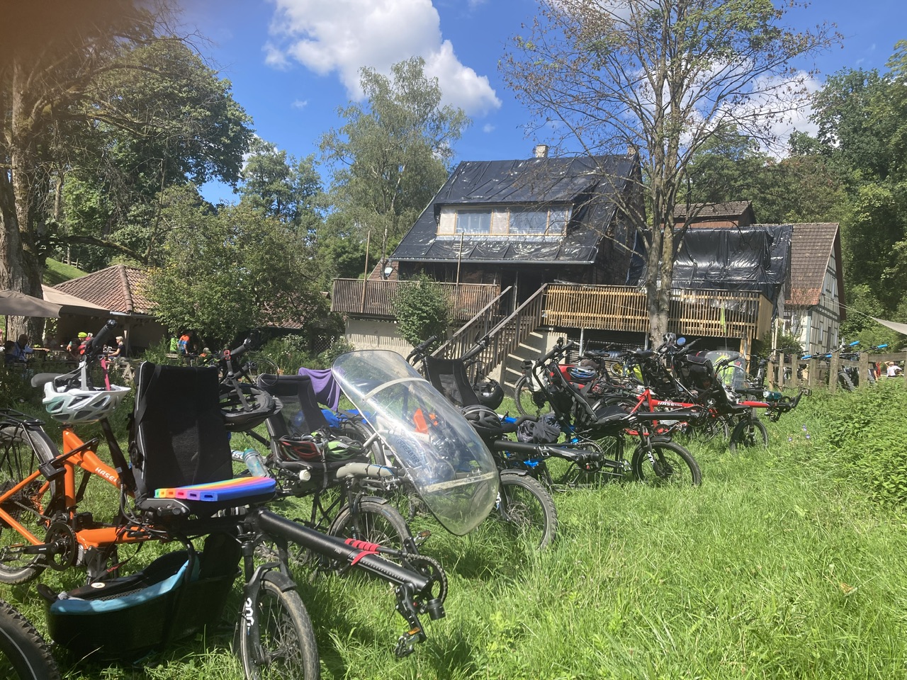 Mittagspause an der Eselsmühle im Siebenmühlental - leider von Brand beschädigt