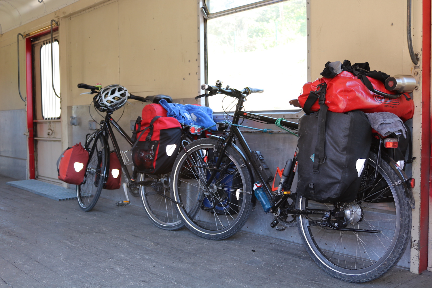 Gepäckwaggon Zug nach Lamastre