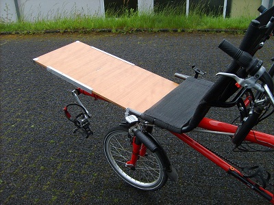 Vorbereitung für den Transport von &quot;Turnierkrokodilen&quot;