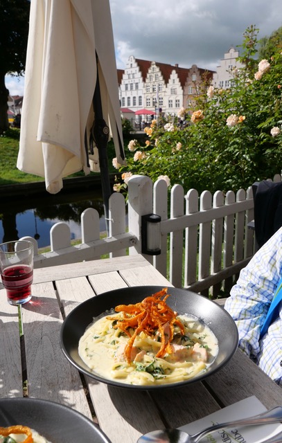 inmitten der Stadt - ein gutes Mahl