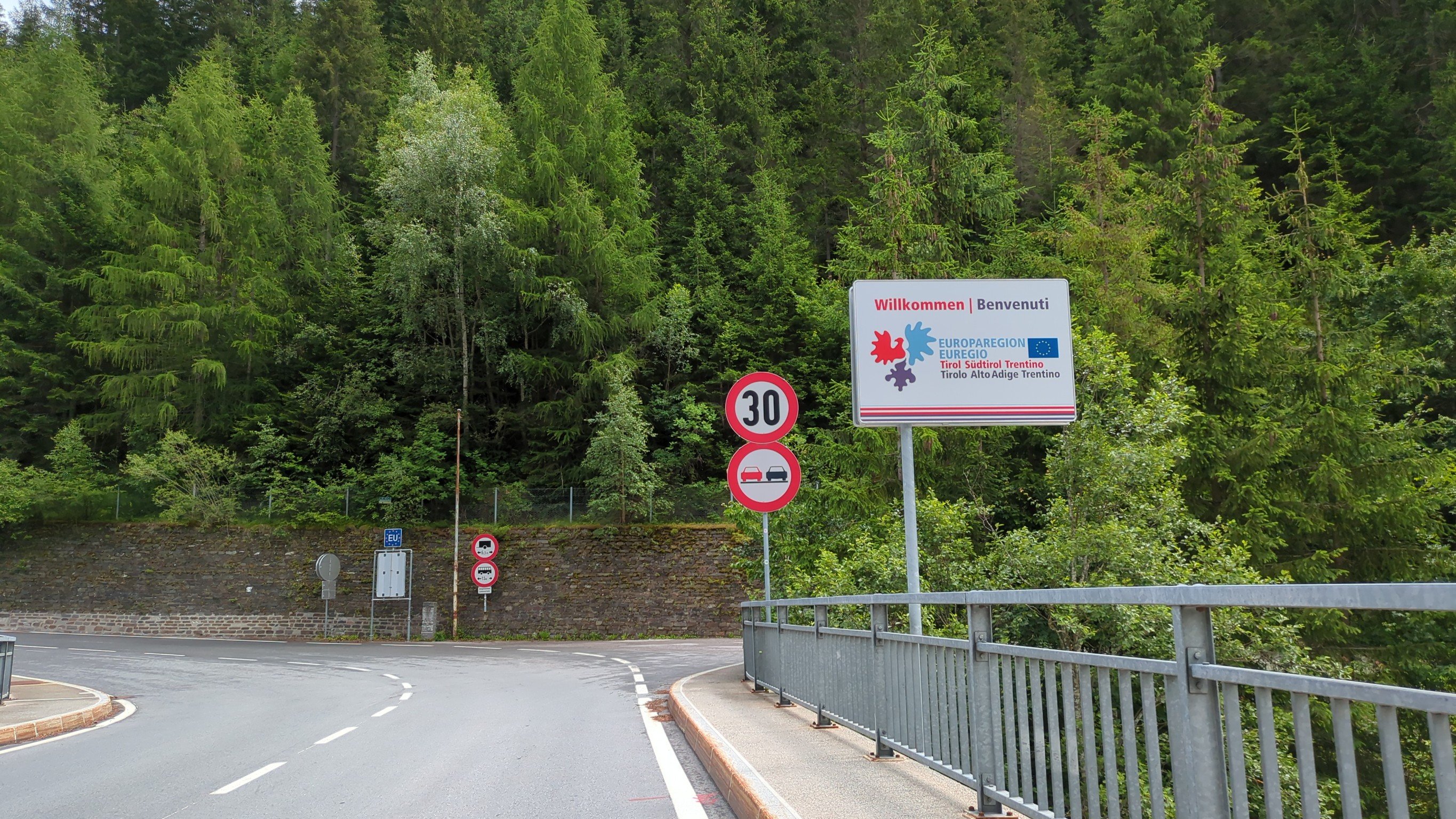 Tag4_Reschenpass_hoch (1).jpg