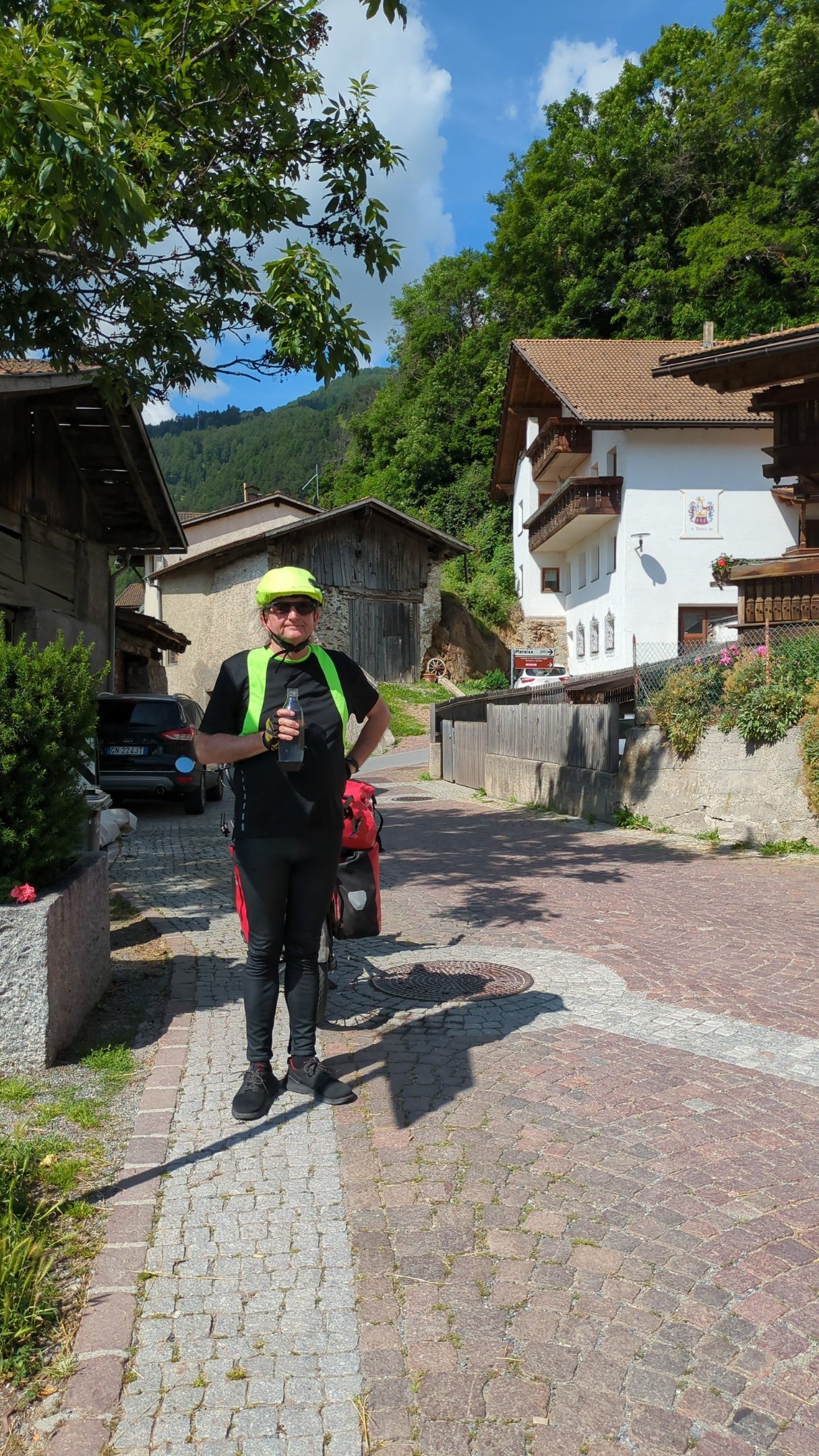 Tag5_Bergab_mit_Bremsenkühlpausen_zur_Etsch (2).jpg