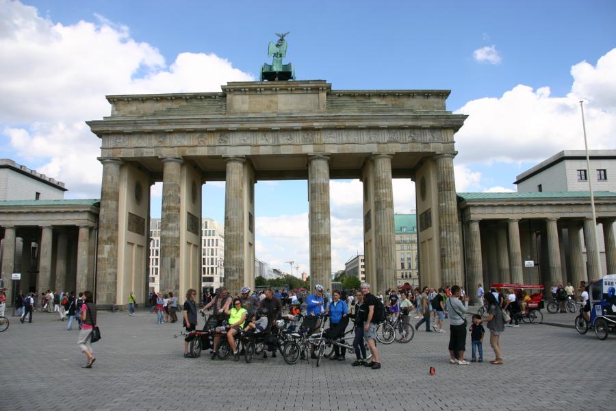 fünf Pinos am Brandenburger Tor