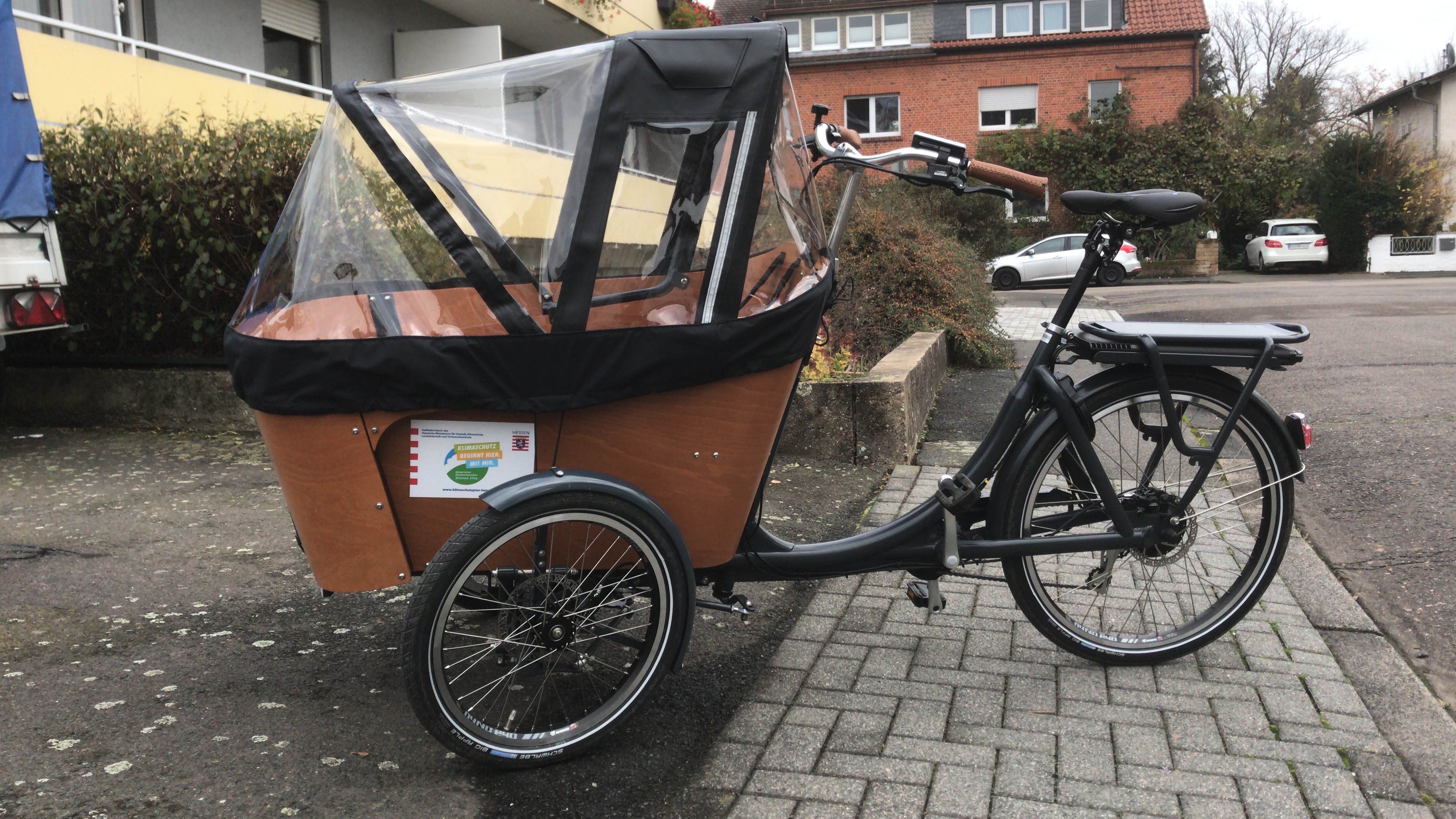 Babboe Carve E mit Neigetechnik