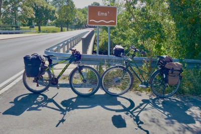 eine Brücke über die Ems bei Marienfeld